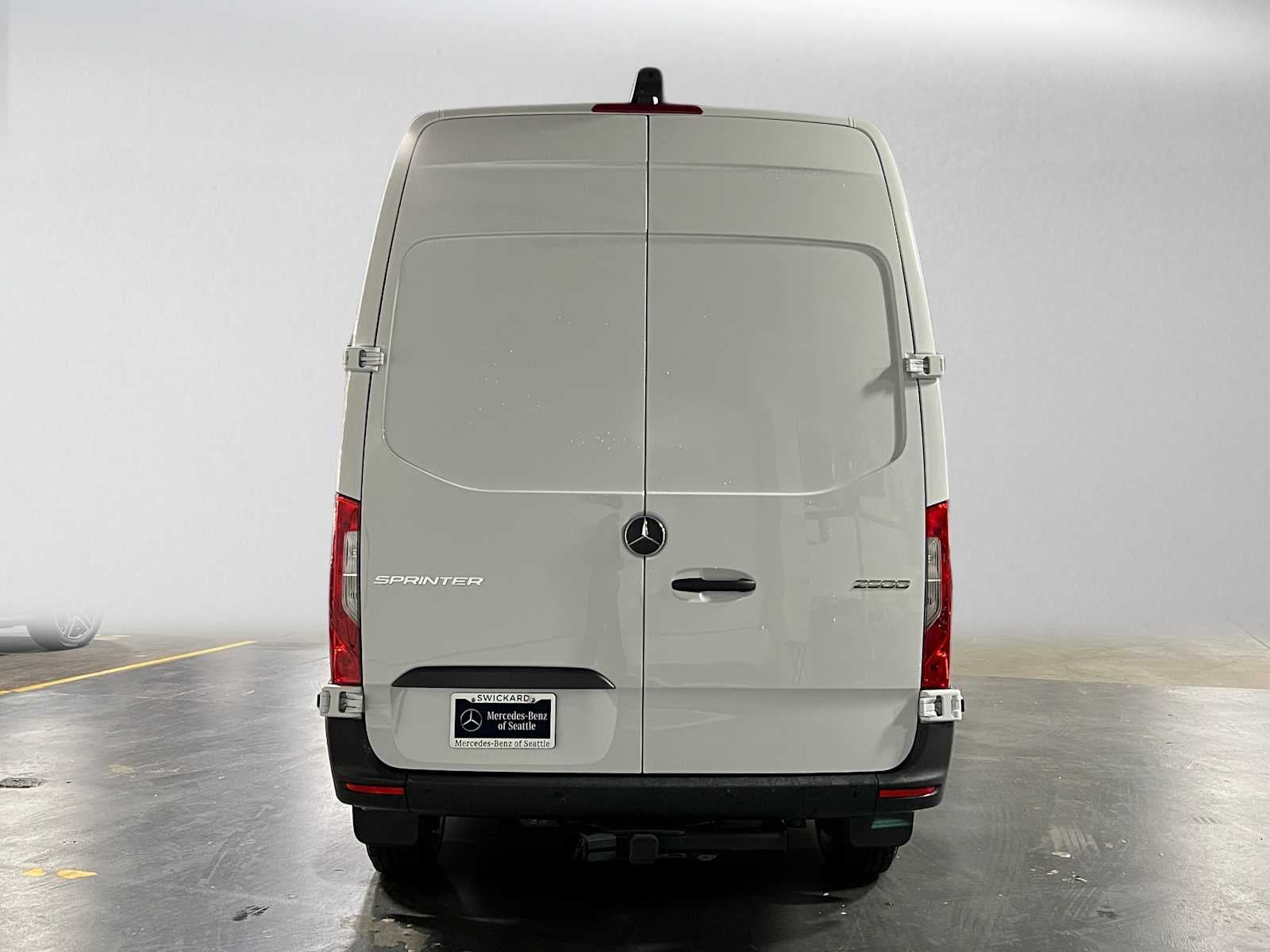 2026 Mercedes-Benz Sprinter Cargo 2500 Standard Roof I4 Diesel 144 RWD