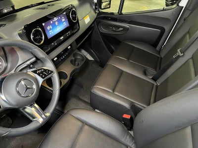 2026 Mercedes-Benz Sprinter Cargo 2500 Standard Roof I4 Diesel 144 RWD