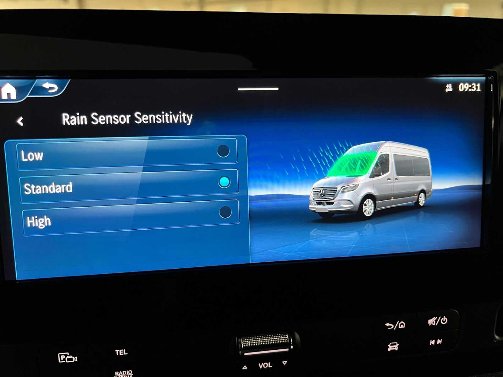 2026 Mercedes-Benz Sprinter 2500 Standard Roof I4 Diesel 144 RWD