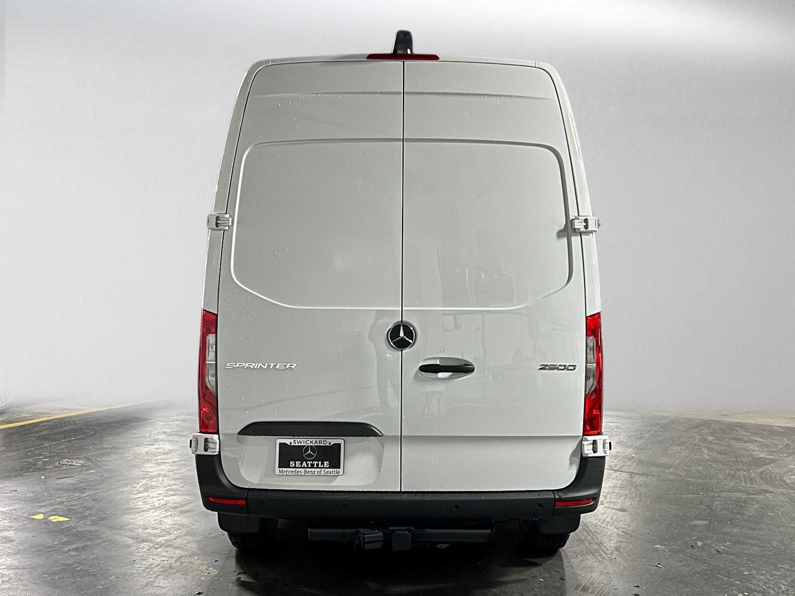 2026 Mercedes-Benz Sprinter 2500 Standard Roof I4 Diesel 144 RWD