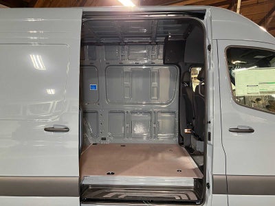 2026 Mercedes-Benz Sprinter Cargo 2500 Standard Roof I4 Diesel 144 RWD