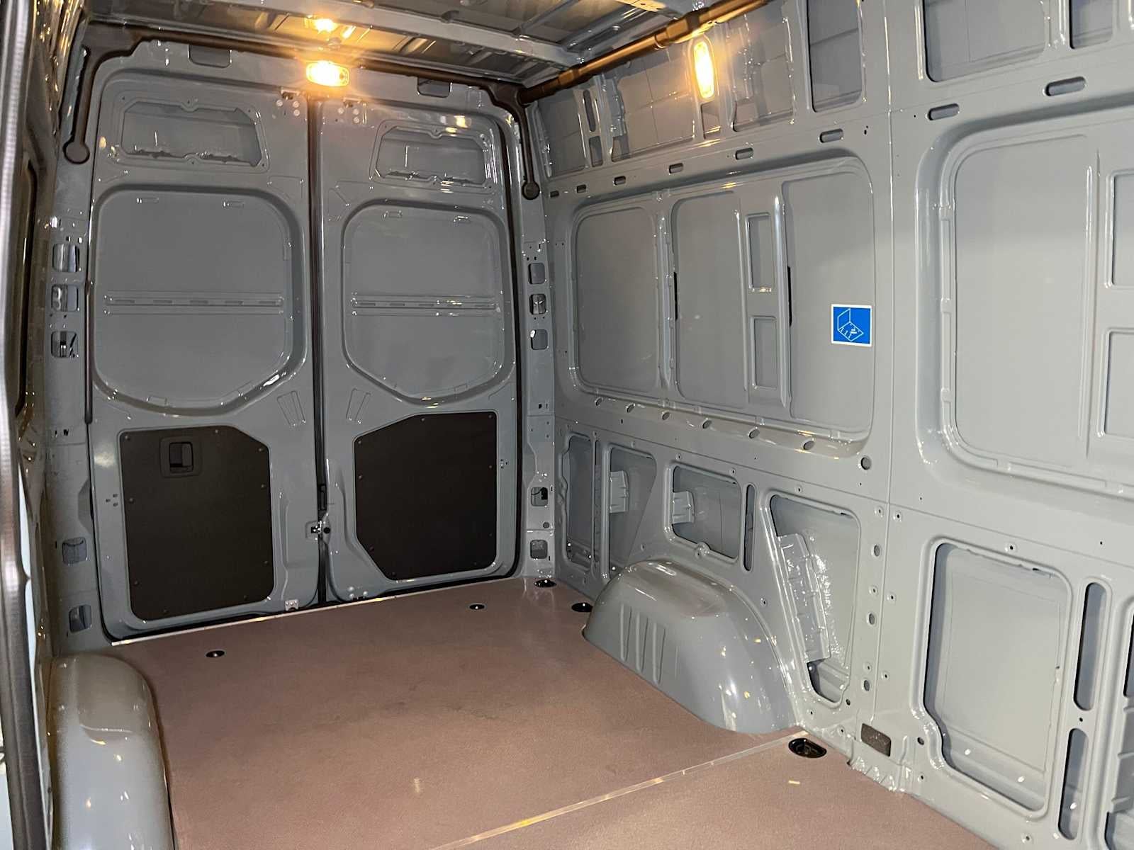 2026 Mercedes-Benz Sprinter Cargo 2500 Standard Roof I4 Diesel 144 RWD