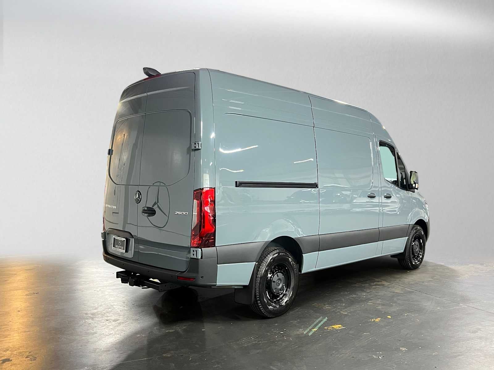 2026 Mercedes-Benz Sprinter Cargo 2500 Standard Roof I4 Diesel 144 RWD
