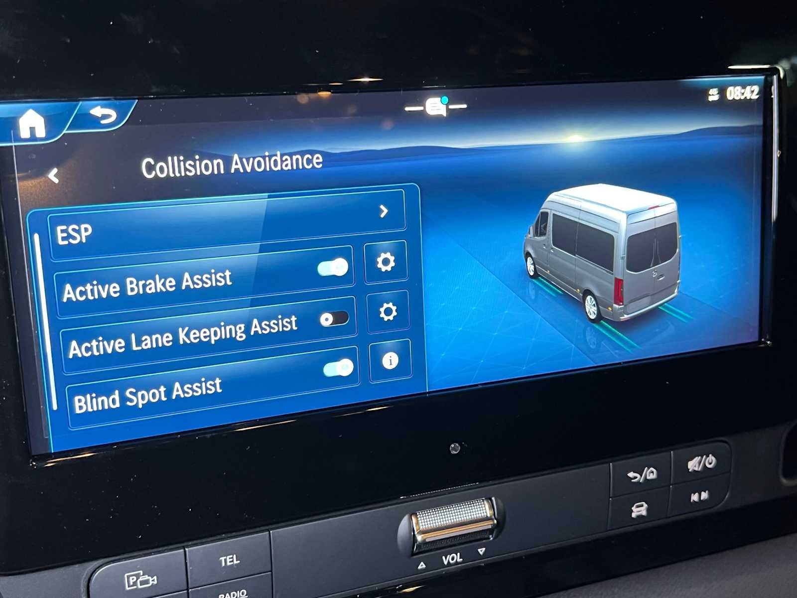 2026 Mercedes-Benz Sprinter Cargo 2500 Standard Roof I4 Diesel 144 RWD