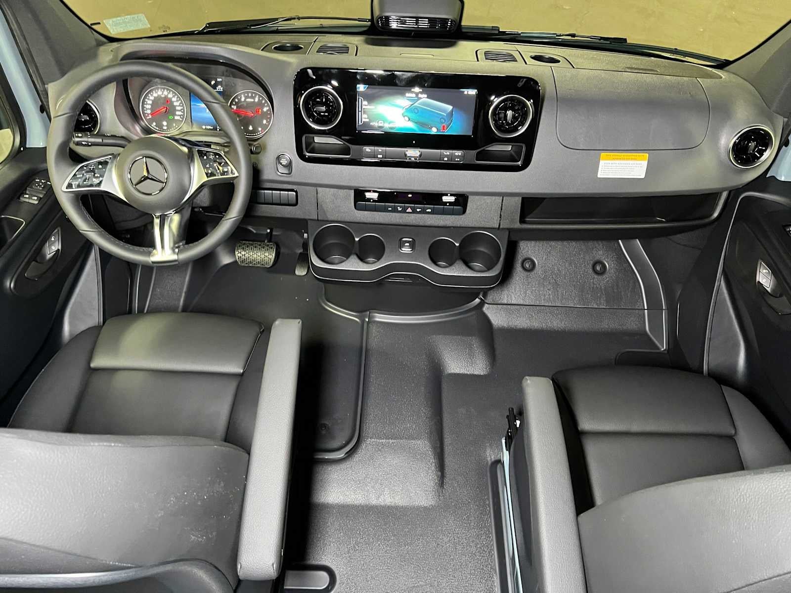 2026 Mercedes-Benz Sprinter Cargo 2500 Standard Roof I4 Diesel 144 RWD