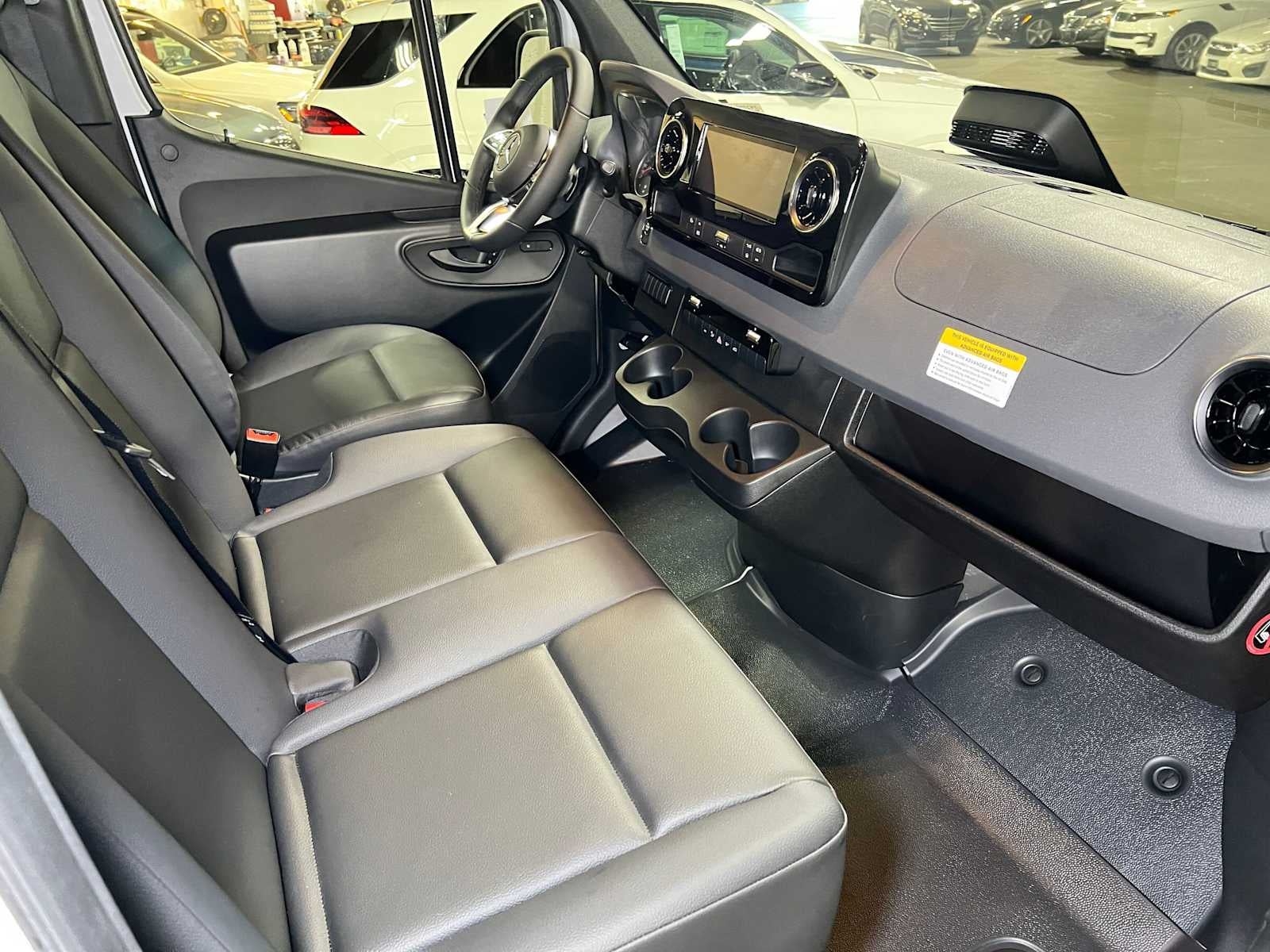 2026 Mercedes-Benz Sprinter 2500 Standard Roof I4 Diesel 144 RWD