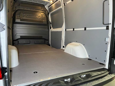 2026 Mercedes-Benz Sprinter 2500 Standard Roof I4 Diesel 144 RWD