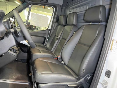 2026 Mercedes-Benz Sprinter 2500 Standard Roof I4 Diesel 144 RWD