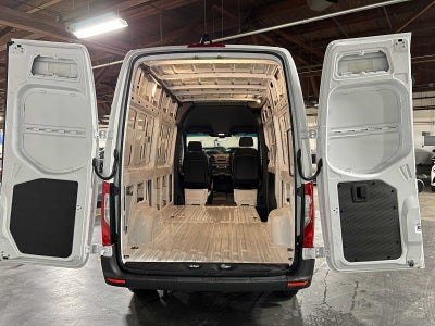 2025 Mercedes-Benz Sprinter Cargo Van 2500 Standard Roof I4 Diesel 144 RWD