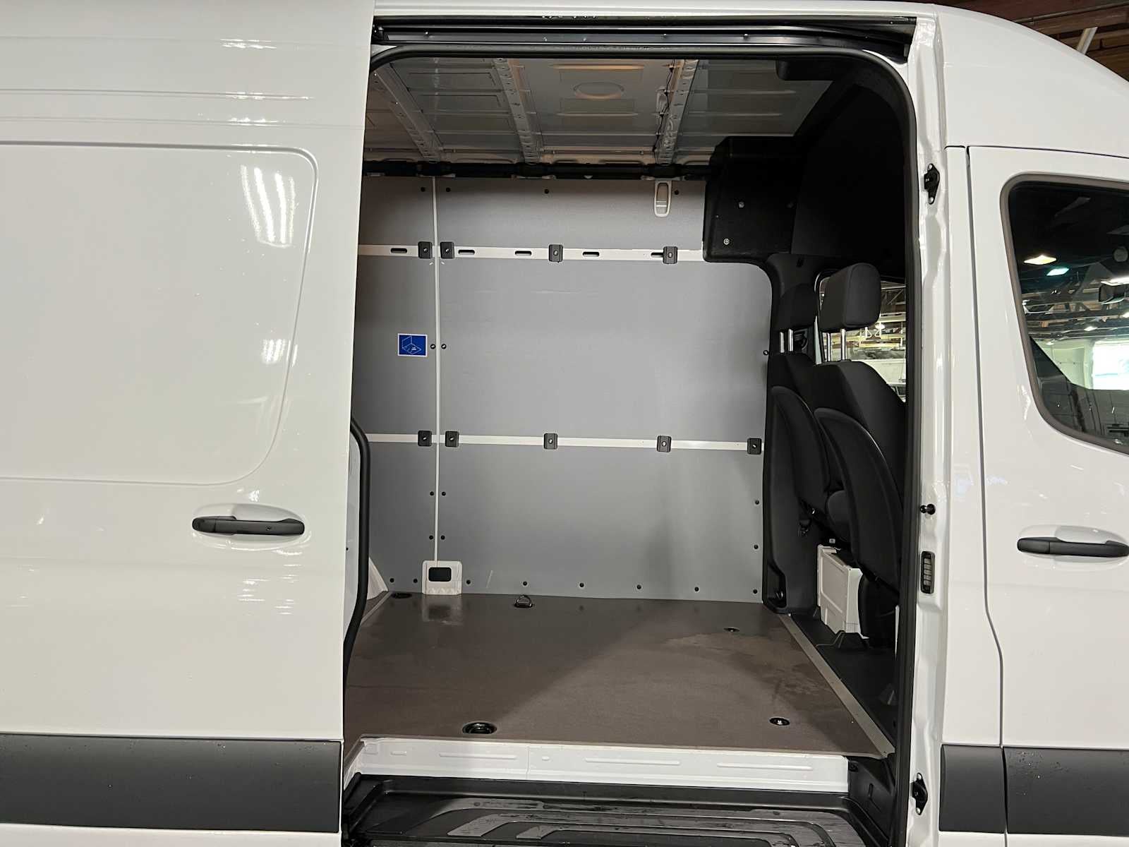 2025 Mercedes-Benz Sprinter Cargo Van 2500 Standard Roof I4 Diesel 144 RWD