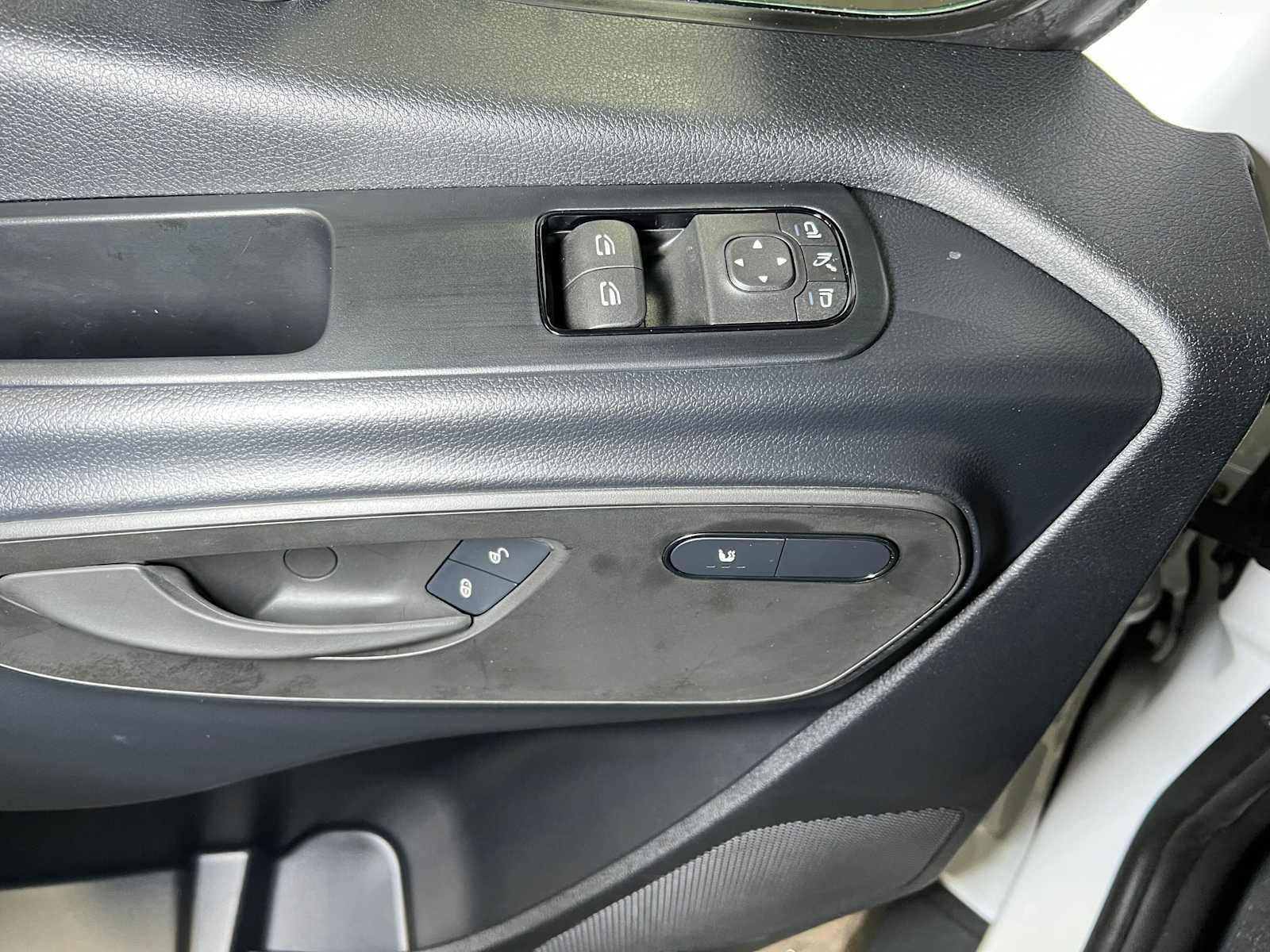 2026 Mercedes-Benz Sprinter 2500 Standard Roof I4 Diesel 144 RWD