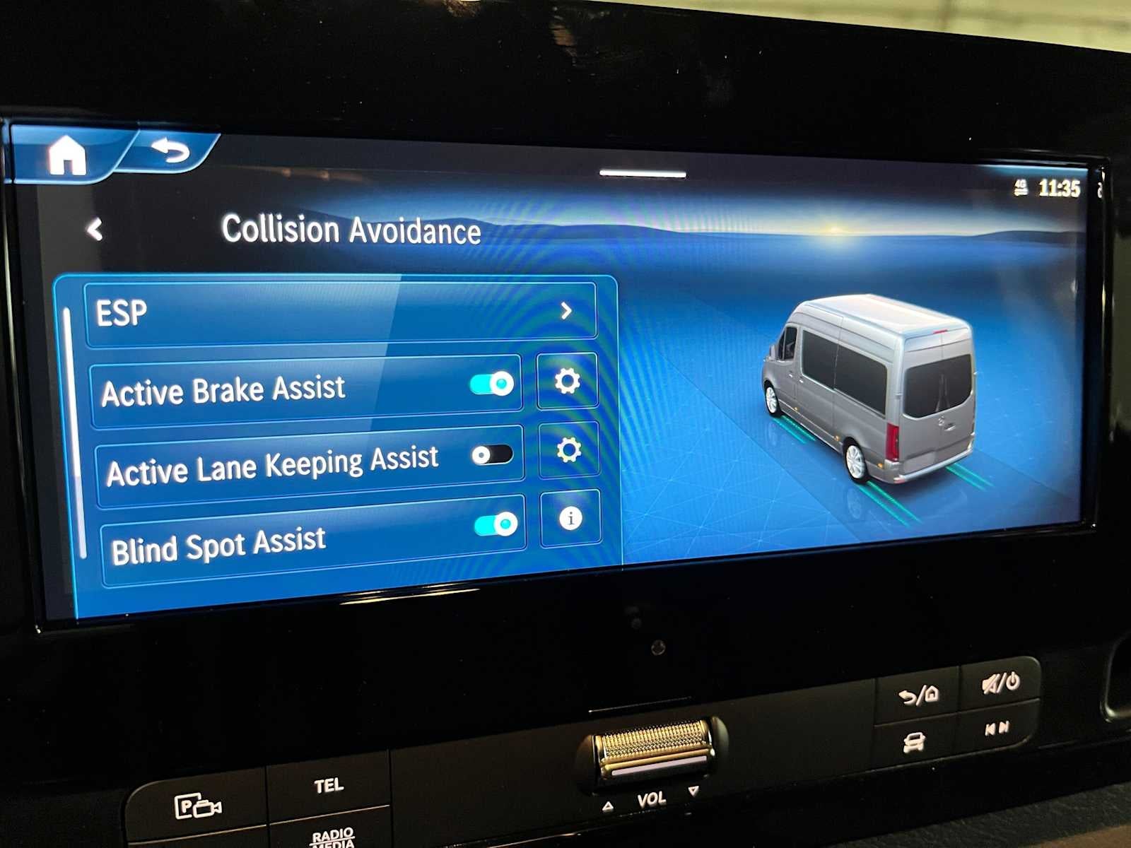 2026 Mercedes-Benz Sprinter 2500 Standard Roof I4 Diesel 144 RWD