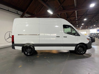 2026 Mercedes-Benz Sprinter Cargo 2500 Standard Roof I4 Diesel 144 RWD
