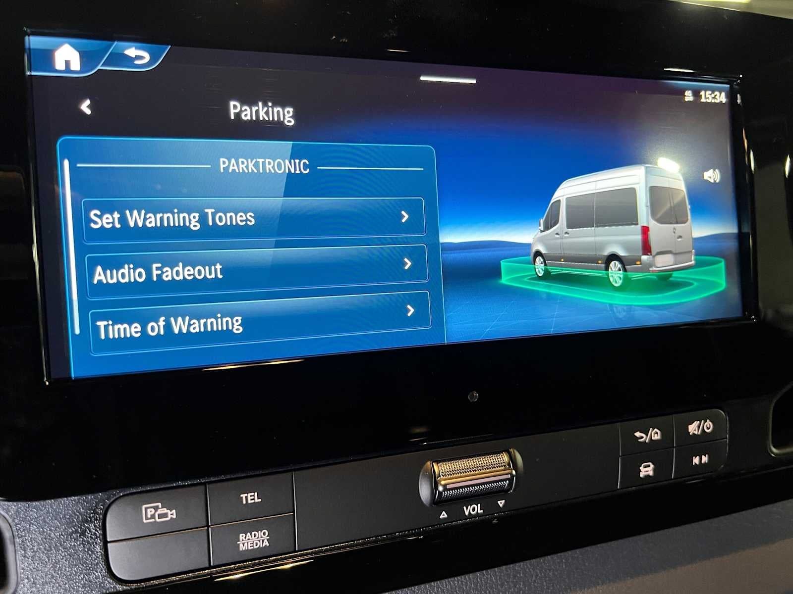 2026 Mercedes-Benz Sprinter Cargo 2500 Standard Roof I4 Diesel 144 RWD