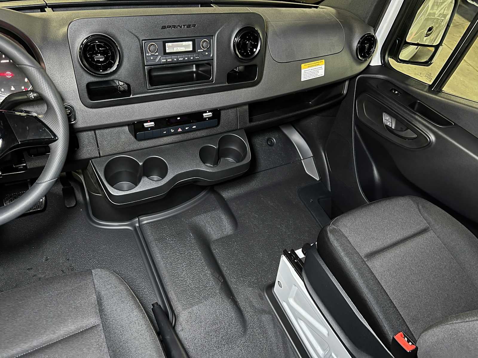 2025 Mercedes-Benz Sprinter Cargo Van 2500 Standard Roof I4 Diesel 144" RWD