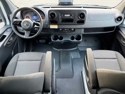 2025 Mercedes-Benz Sprinter Cargo 2500 Standard Roof I4 Diesel 144 RWD