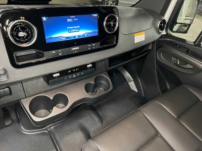 2026 Mercedes-Benz Sprinter 2500 Standard Roof I4 Diesel 144 RWD