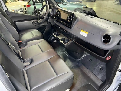 2026 Mercedes-Benz Sprinter 2500 Standard Roof I4 Diesel 144 RWD