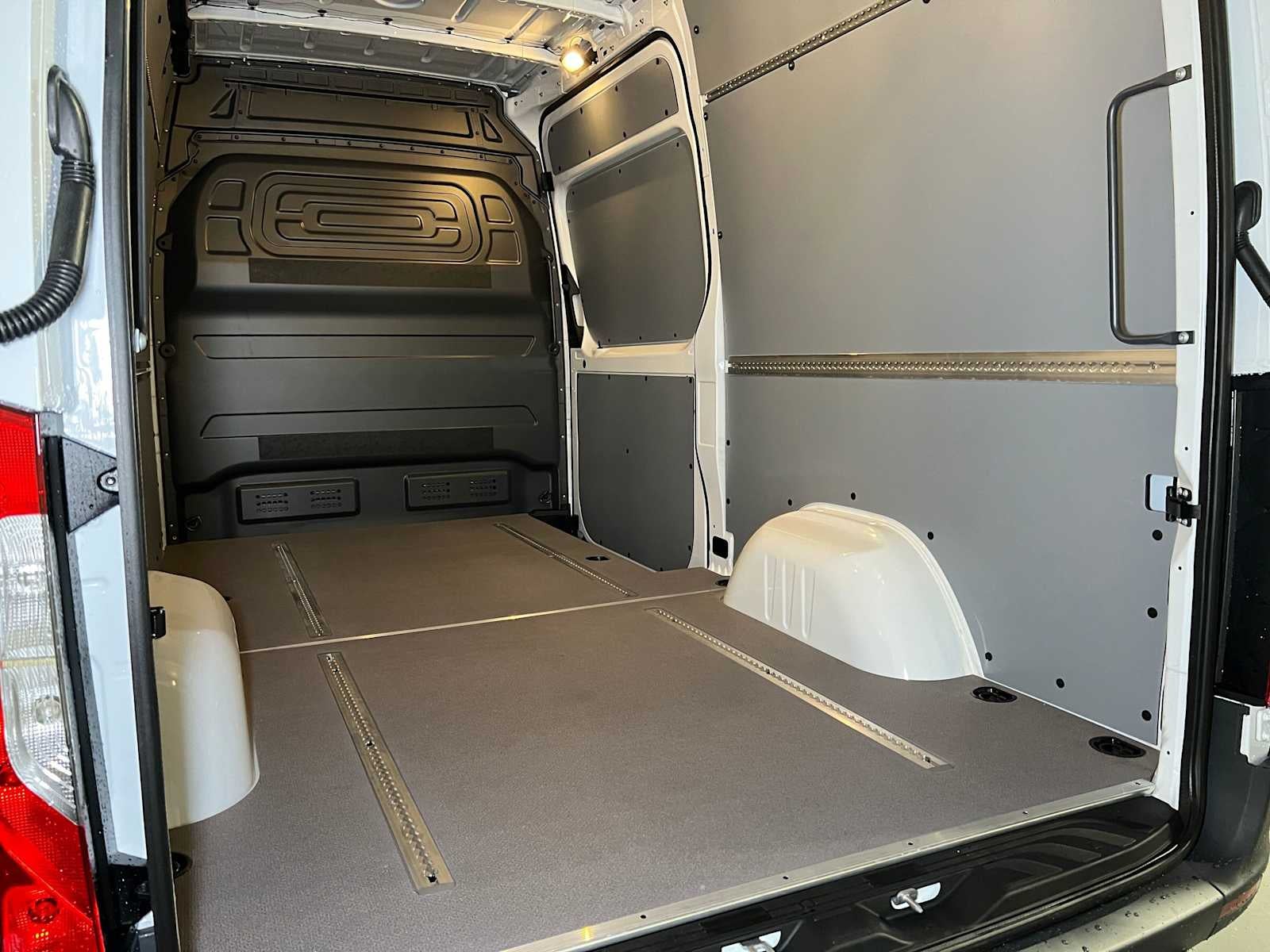 2026 Mercedes-Benz Sprinter 2500 Standard Roof I4 Diesel 144 RWD