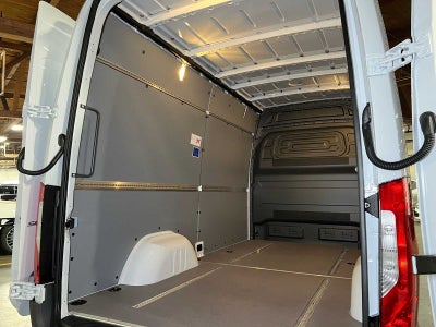 2026 Mercedes-Benz Sprinter 2500 Standard Roof I4 Diesel 144 RWD