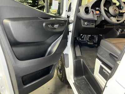 2026 Mercedes-Benz Sprinter 2500 Standard Roof I4 Diesel 144 RWD