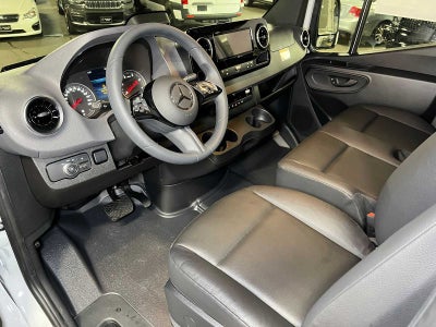 2026 Mercedes-Benz Sprinter 2500 Standard Roof I4 Diesel 144 RWD