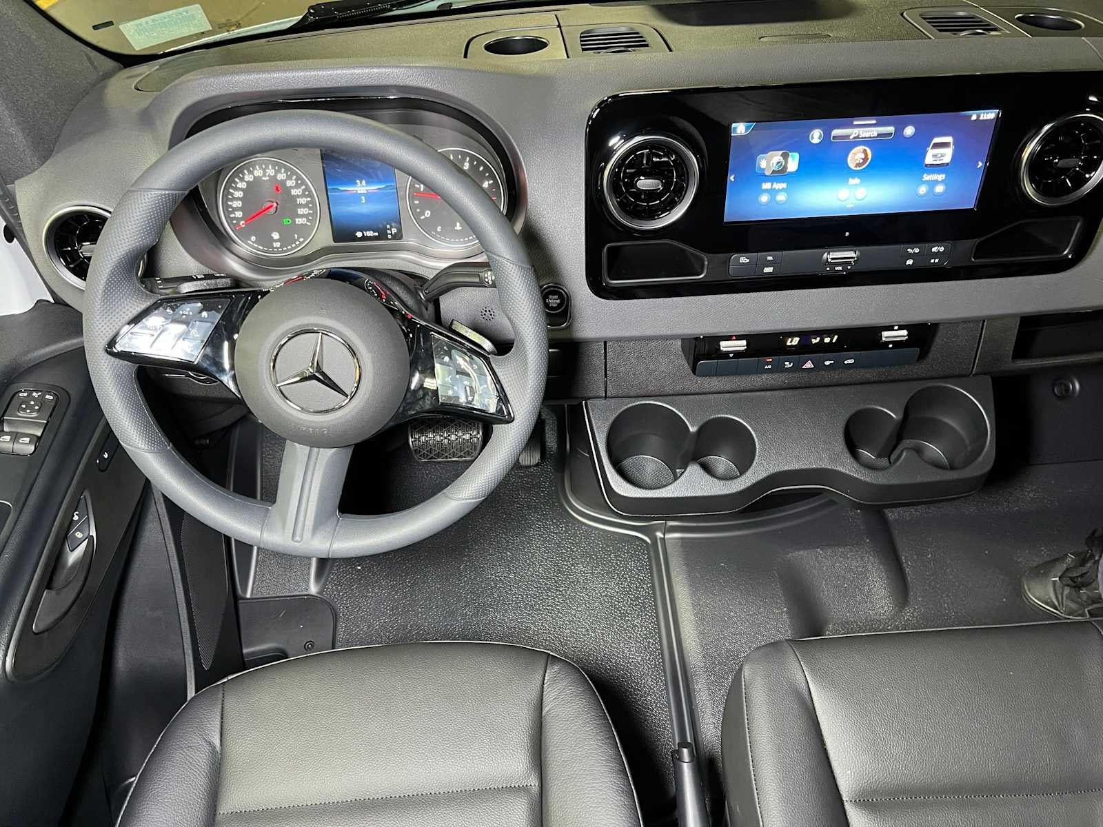 2026 Mercedes-Benz Sprinter 2500 Standard Roof I4 Diesel 144 RWD