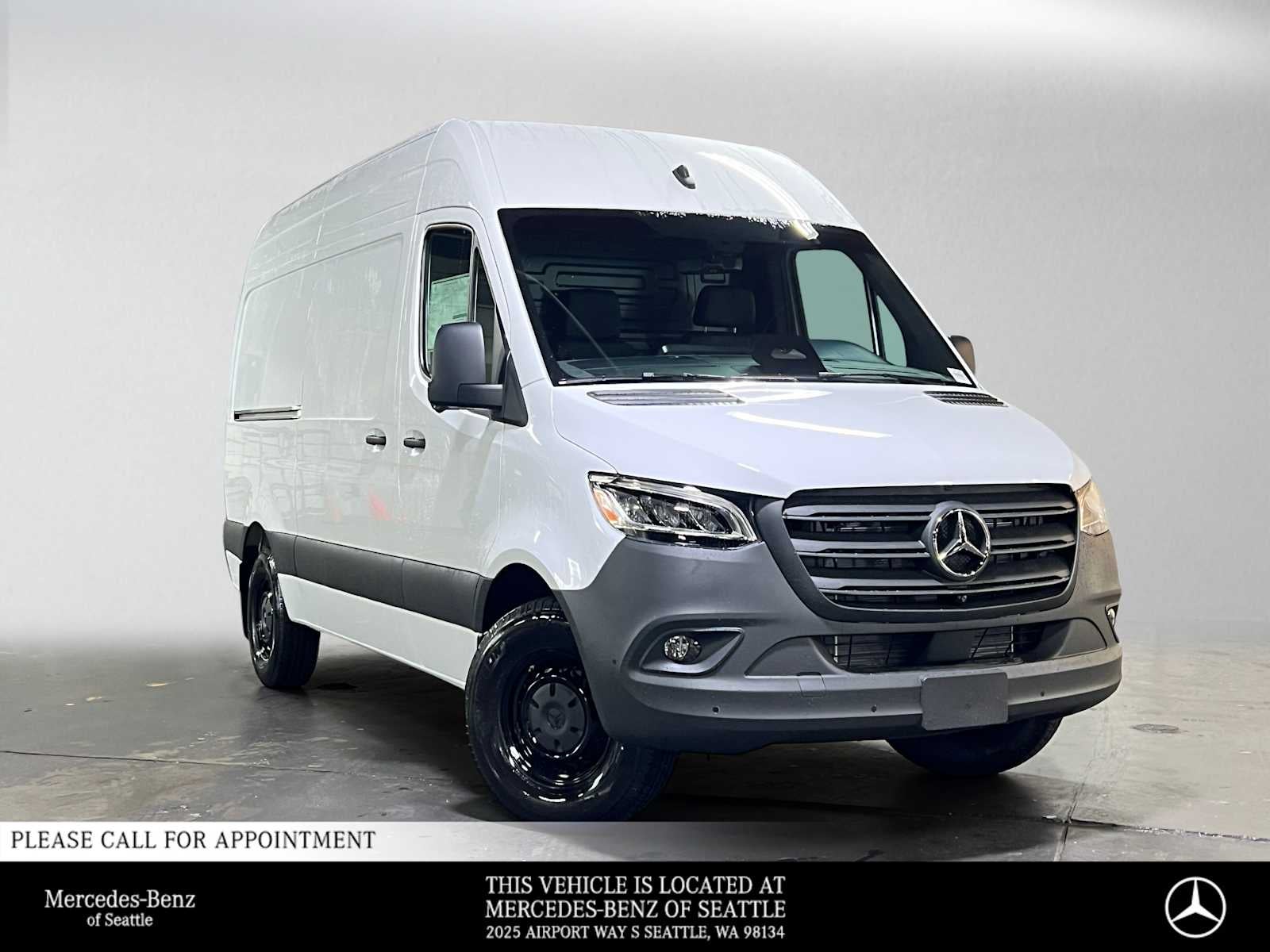 2026 Mercedes-Benz Sprinter Cargo 2500 Standard Roof I4 Diesel 144 RWD