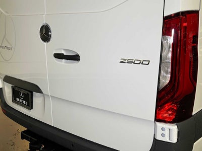 2026 Mercedes-Benz Sprinter Cargo 2500 Standard Roof I4 Diesel 144 RWD