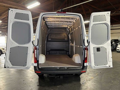 2026 Mercedes-Benz Sprinter Cargo 2500 Standard Roof I4 Diesel 144 RWD