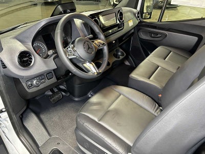 2026 Mercedes-Benz Sprinter Cargo 2500 Standard Roof I4 Diesel 144 RWD