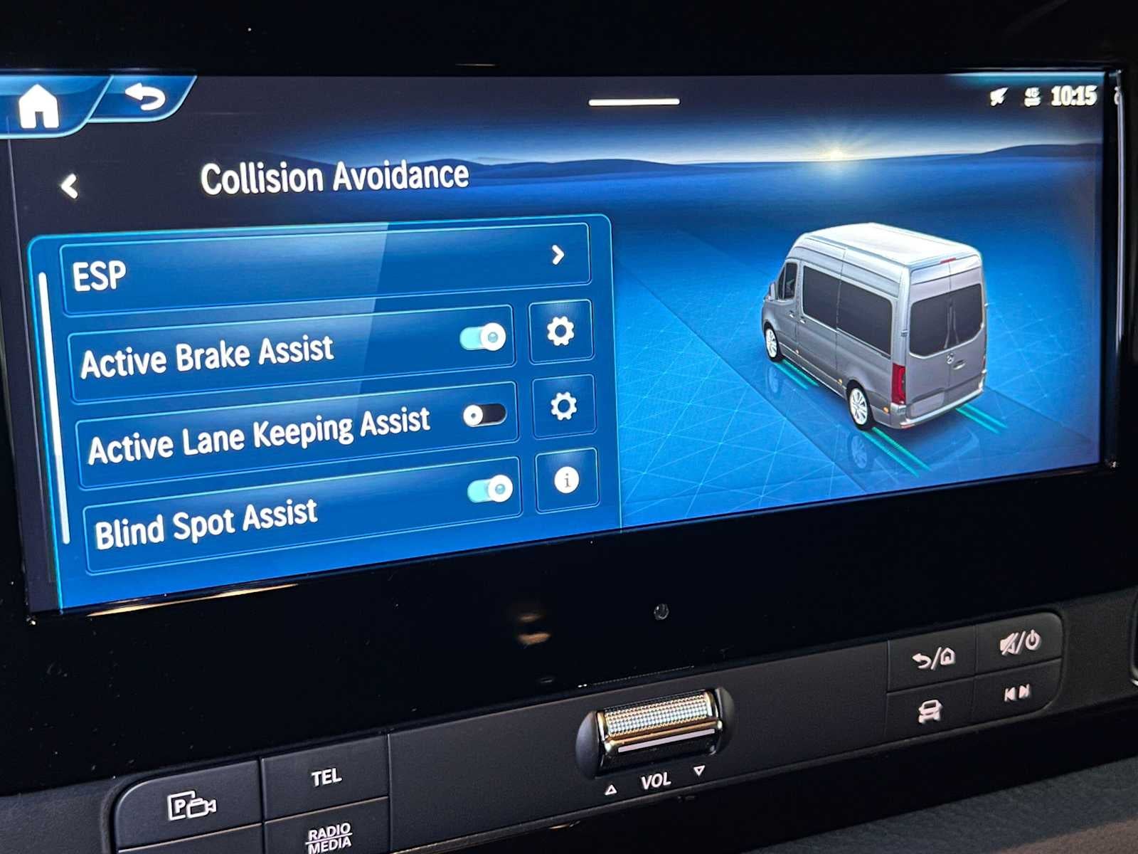 2026 Mercedes-Benz Sprinter Cargo 2500 Standard Roof I4 Diesel 144 RWD
