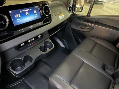 2026 Mercedes-Benz Sprinter Cargo 2500 Standard Roof I4 Diesel 144 RWD