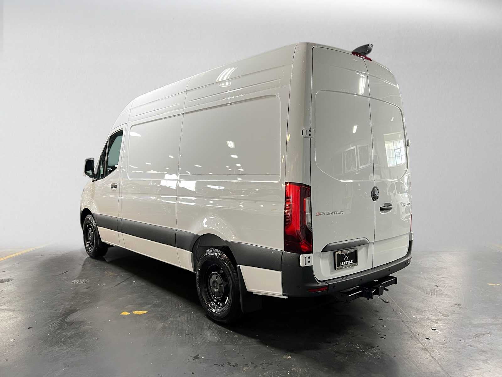 2026 Mercedes-Benz Sprinter Cargo 2500 Standard Roof I4 Diesel 144 RWD