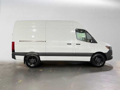 2026 Mercedes-Benz Sprinter Cargo 2500 Standard Roof I4 Diesel 144 RWD