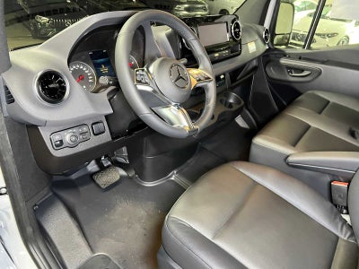 2026 Mercedes-Benz Sprinter Cargo 2500 Standard Roof I4 Diesel 144 RWD