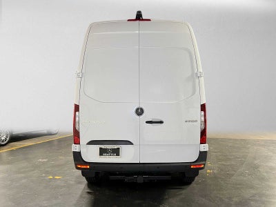 2026 Mercedes-Benz Sprinter Cargo 2500 Standard Roof I4 Diesel 144 RWD