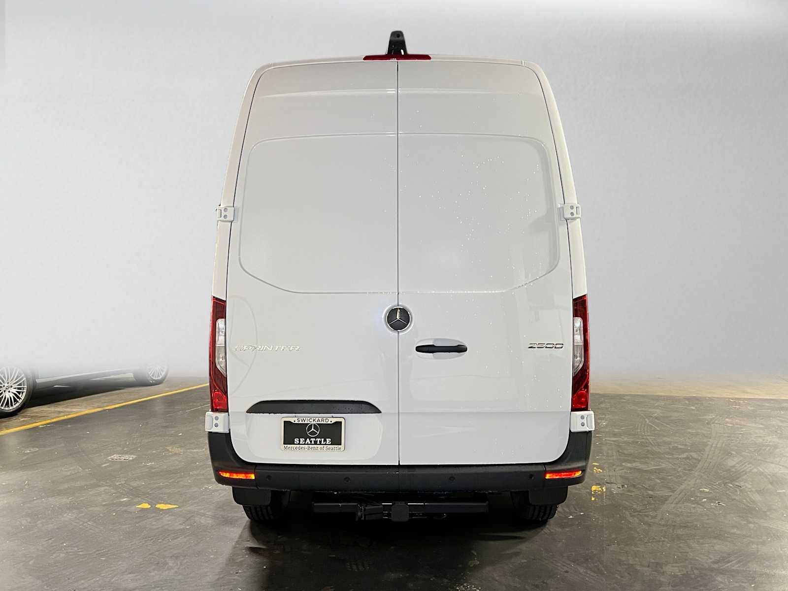2026 Mercedes-Benz Sprinter Cargo 2500 Standard Roof I4 Diesel 144 RWD
