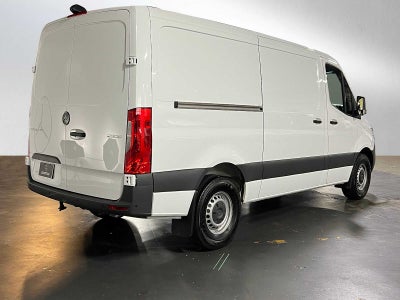 2025 Mercedes-Benz Sprinter Cargo Van 2500 Standard Roof I4 Diesel 144" RWD