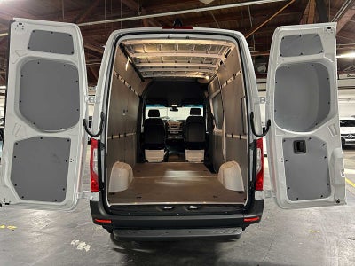 2025 Mercedes-Benz Sprinter Cargo Van 2500 Standard Roof I4 Diesel 144 RWD