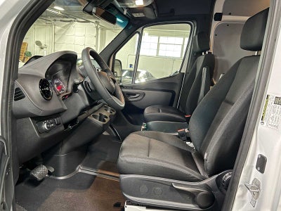 2025 Mercedes-Benz Sprinter Cargo Van 2500 Standard Roof I4 Diesel 144 RWD