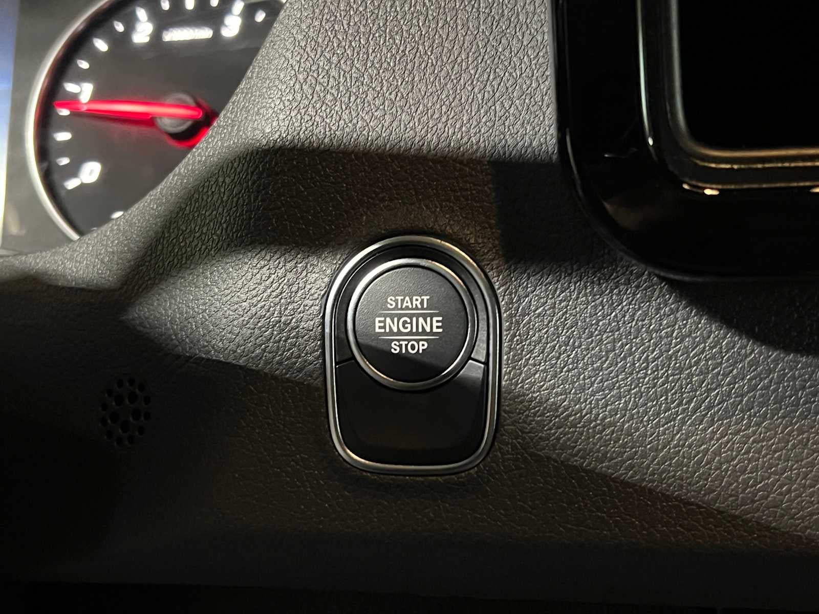 2025 Mercedes-Benz Sprinter Cargo Van 2500 Standard Roof I4 Diesel 144" RWD