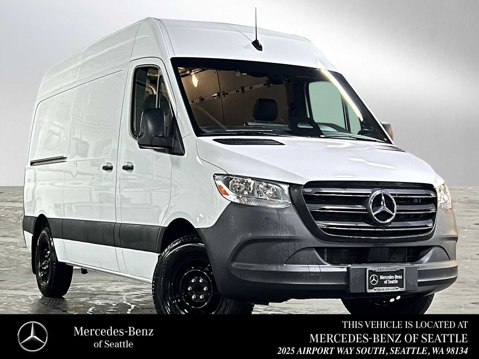 2025 Mercedes-Benz Sprinter Cargo Van 2500 Standard Roof I4 Diesel 144 RWD