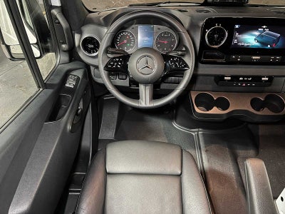 2025 Mercedes-Benz Sprinter Cargo Van 2500 Standard Roof I4 Diesel 144 RWD