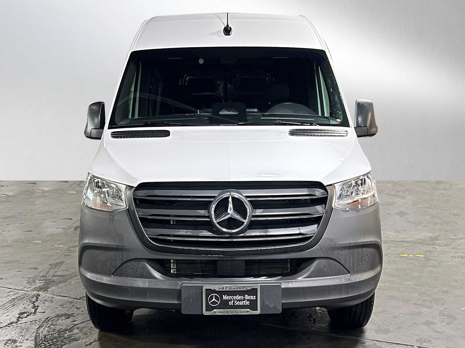 2025 Mercedes-Benz Sprinter Cargo Van 2500 Standard Roof I4 Diesel 144 RWD