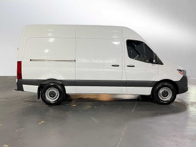 2025 Mercedes-Benz Sprinter Cargo Van 2500 Standard Roof I4 Diesel 144" RWD