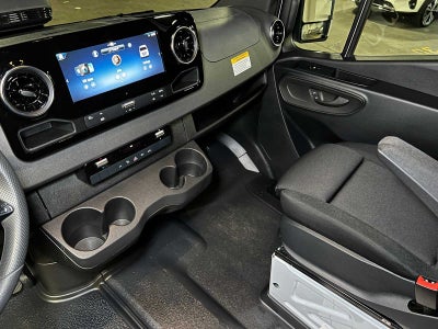 2025 Mercedes-Benz Sprinter Cargo Van 2500 Standard Roof I4 Diesel 144" RWD