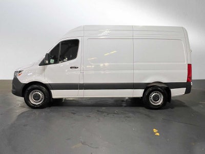 2025 Mercedes-Benz Sprinter Cargo Van 2500 Standard Roof I4 Diesel 144" RWD