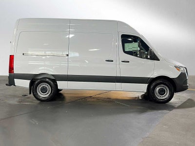 2025 Mercedes-Benz Sprinter Cargo Van 2500 Standard Roof I4 Diesel 144" RWD