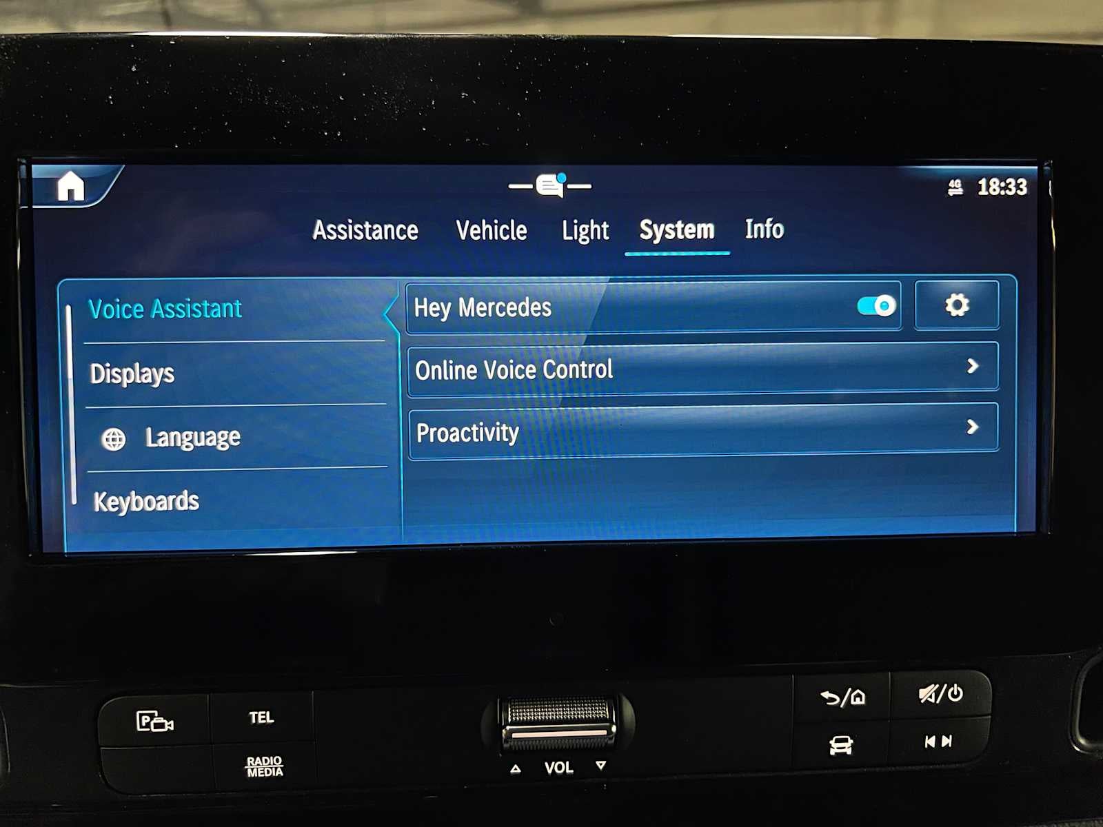 2025 Mercedes-Benz Sprinter Cargo Van 2500 Standard Roof I4 Diesel 144" RWD